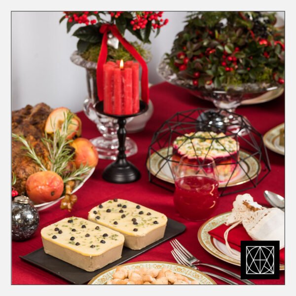Kalėdinis stalas_Antienos kepenėlių paštetas, paskanintas konjaku ir kadagio uogomis (0.5 kg)