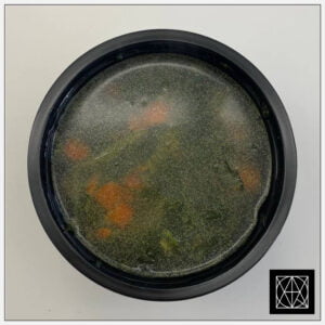 Špinatų sriuba, gardinta morkytėmis