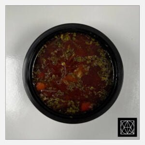 Ukrainietiški barščiai, skaninti šviežiais krapais